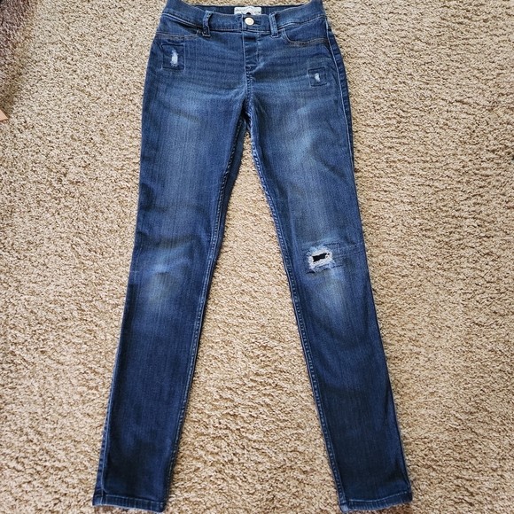 Abercrombie Kids pull-on jean legging Size 13/14 medium wash w/ distressing - Picture 3 of 12
